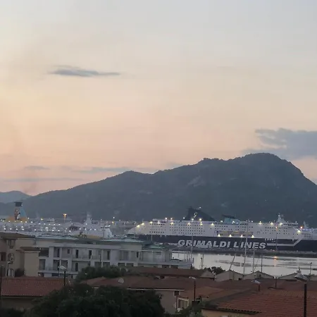 Apartamento Oasis Olbiamare